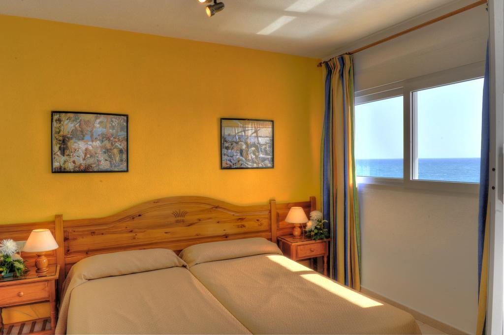One-Bedroom Apartment (2 Adults)